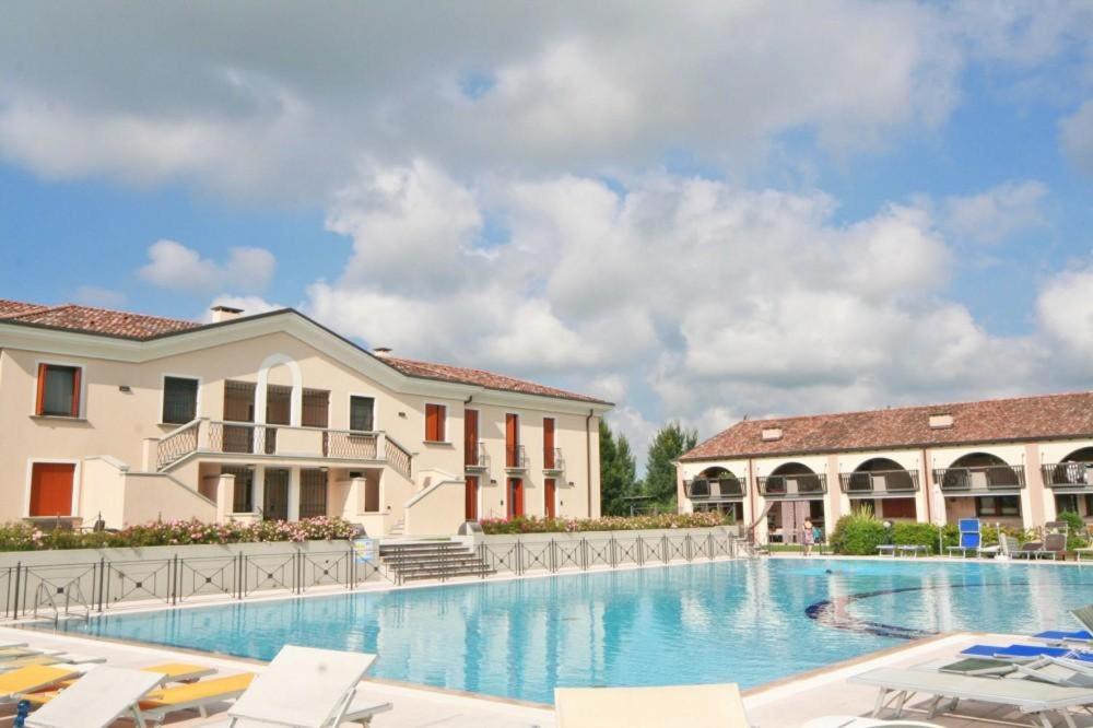 Villa Rachele ลินญาโน ซับเบียโดโร ภายนอก รูปภาพ
